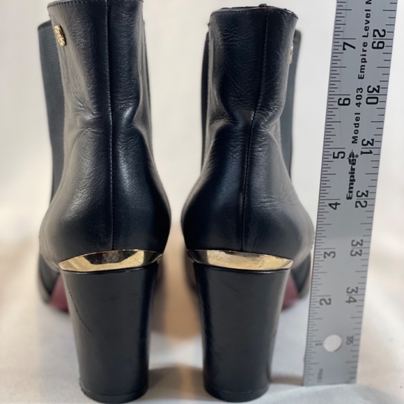 Cuple (made in Spain) ankle boots… black…. - Picture 2 of 4